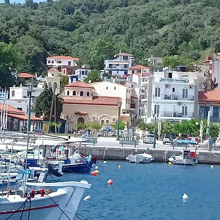 Mantemi House Loutraki (Skopelos)