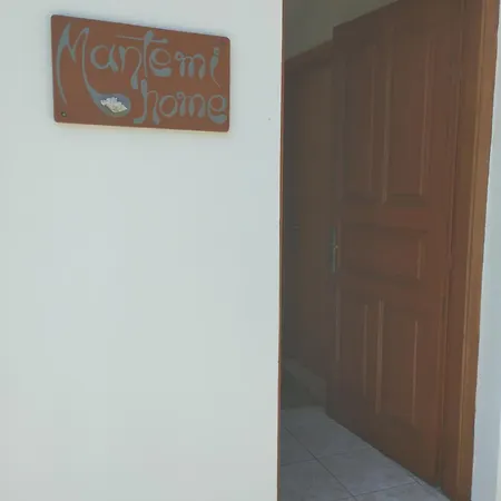 Mantemi House Апартаменты Лутраки