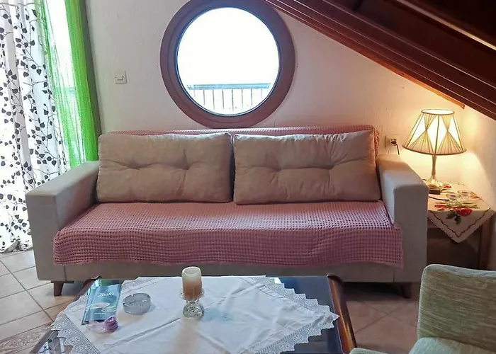 Apartment Mantemi House Loutraki (Skopelos)